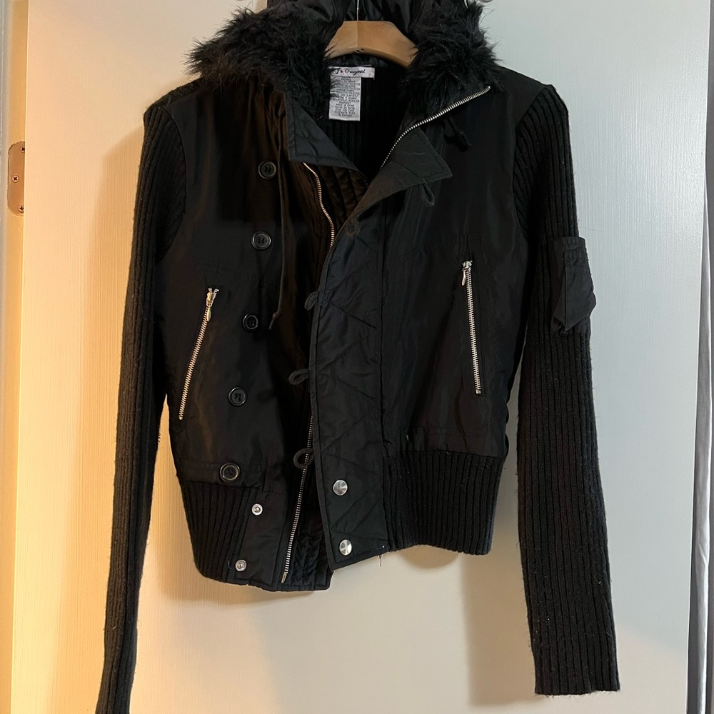Cropped sweater jacket